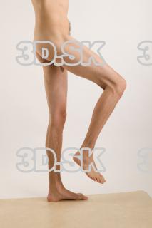 Leg flexing reference of nude Willard 0003